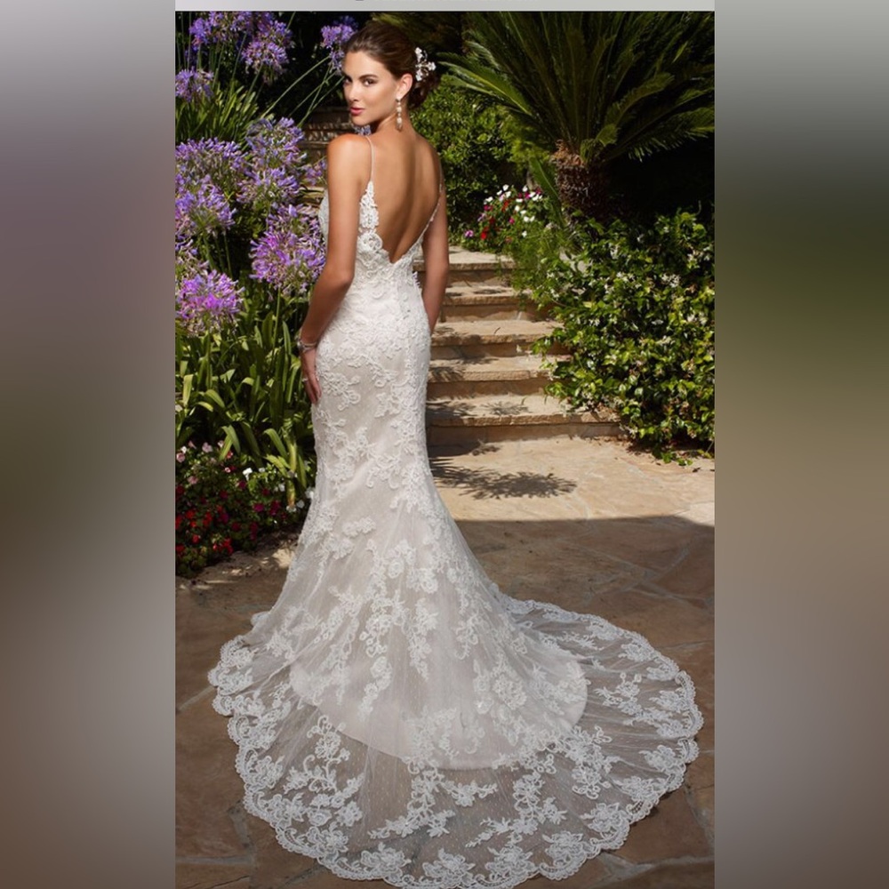 Casablanca Bridal style 1975 Wedding dress size 8 dry cleaned excellent cond